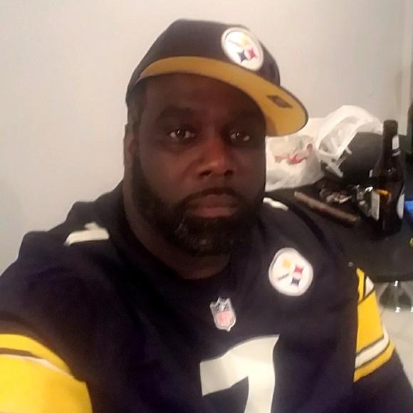 Meet your Posher, Larry - Picture 1 of 1